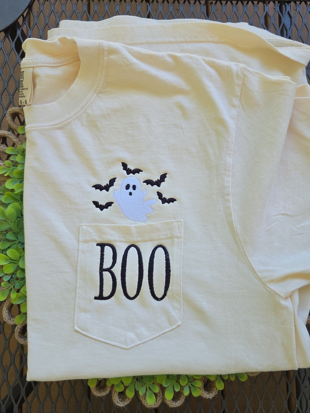 Unisex Comfort Colors White 'Boo' Ghost Pocket T-shirt